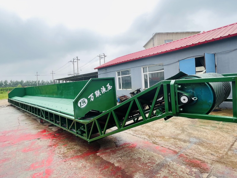 1659943047125429.jpg 液壓翻板機側(cè)翻型.JPG